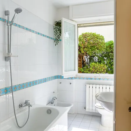 Lägenhet Con Giardino A 2 Passi Dal Mare *
