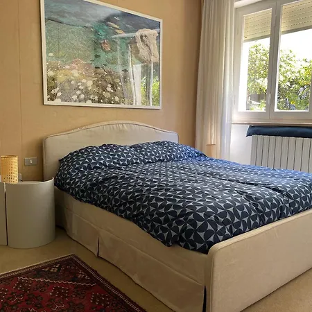 Lägenhet Con Giardino A 2 Passi Dal Mare *