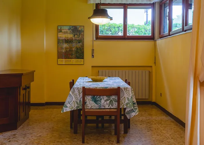 Lägenhet Con Giardino A 2 Passi Dal Mare *